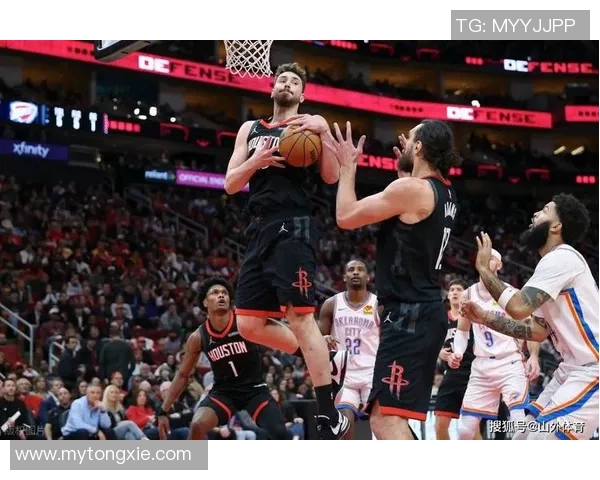 从NBA赛季助攻榜与防守效率数据解读球队整体运转和攻防平衡